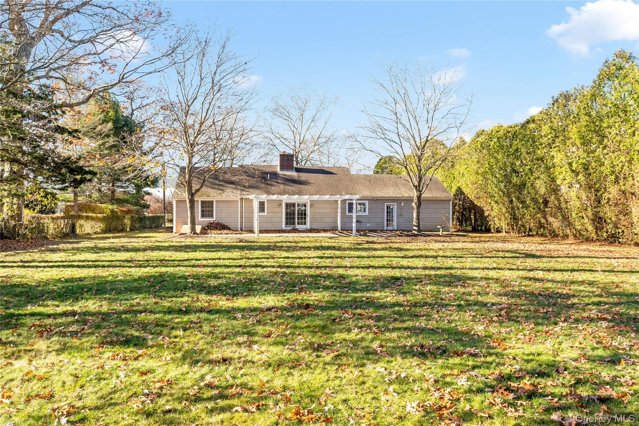 This quaint home is centrally located between three major bodies of water.