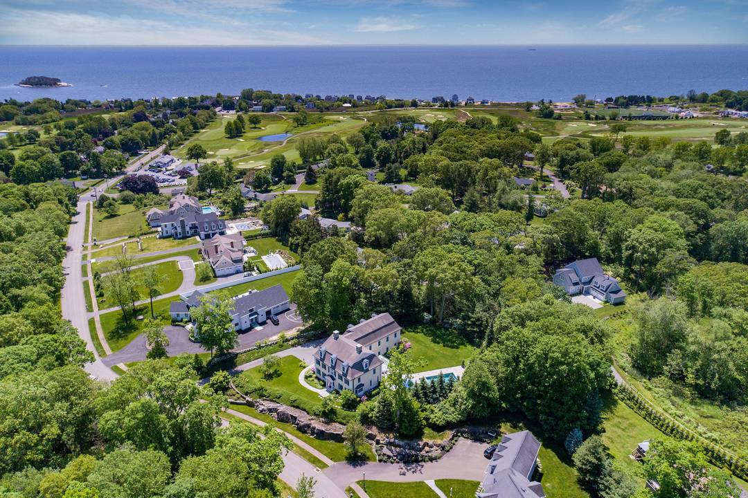 Welcome to 37 Lantern Hill Road, a luxurious residence nestled in the heart of Madison's most coveted neighborhood.