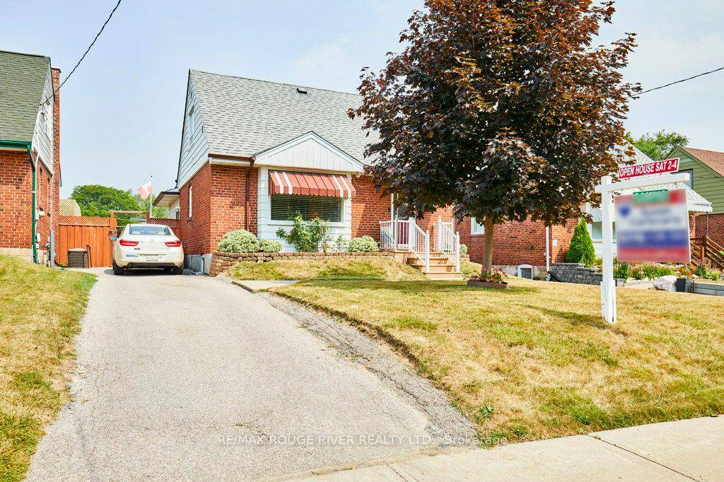 A wonderful, updated family home in sought after Wexford !