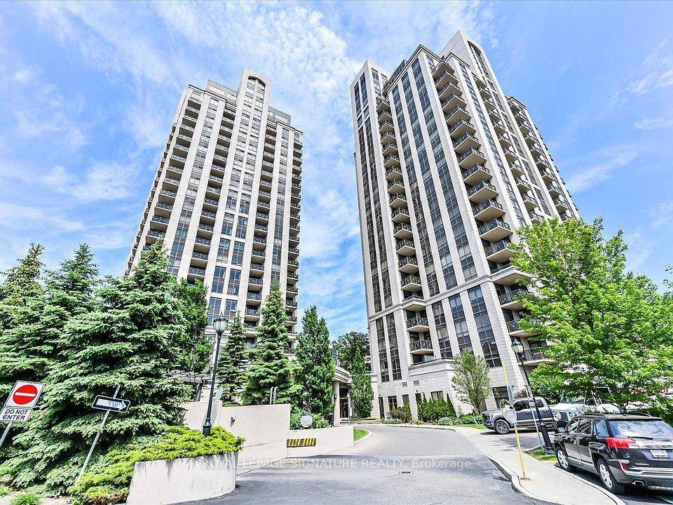 Welcome to unit 1509 in the prestigious Rosewood Condominiums 611 interior sq ft 117 sq ft balcony 728 total sq ft Comes with parking and locker Large open Balcony Great ...