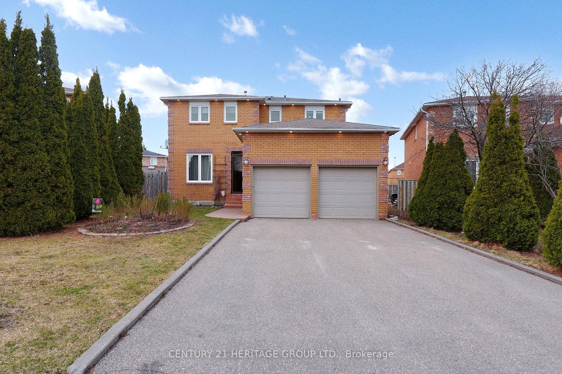Discover your dream home at 5 Mandel Crescent in Richmond Hill !