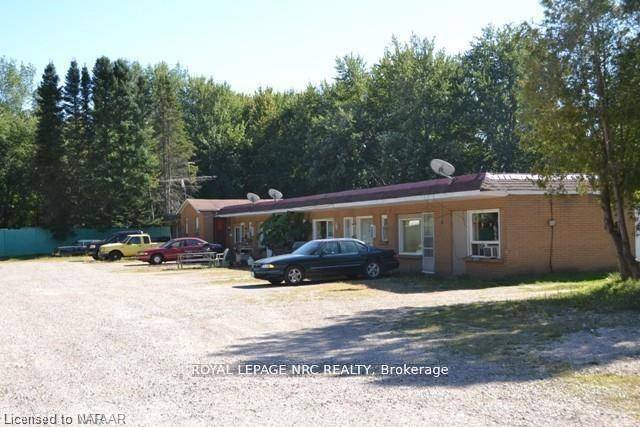 Newly renovated one Bedroom, 1 bathroom apartment on one Level Building amp ; close to Toyota Plant In Woodstock, Ontario, very quiet neighborhood with large open frontage to Main Road.