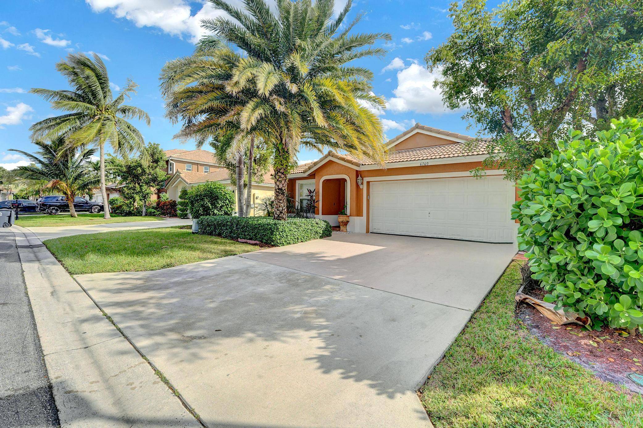 Beautiful well maintained 3 bedroom home.