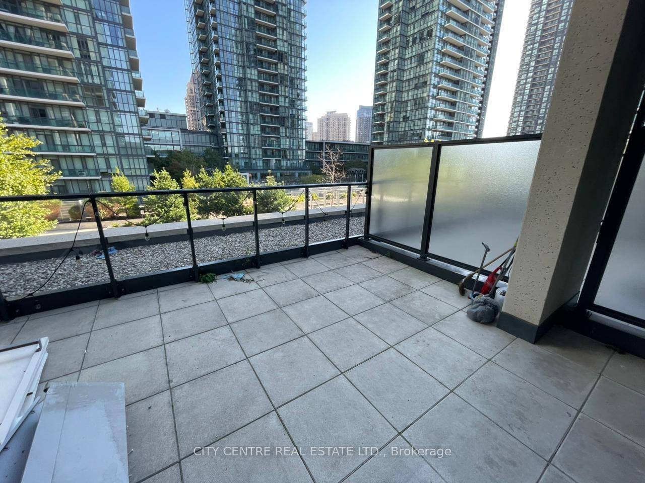 One Bedroom Plus Den With A Huge Private Terrace, 577 Sqf Interior Plus 415 Terrace For A Total Of 992 Sqf As per Builder's FloorPlan, One Parking, One Locker, Laminate ...