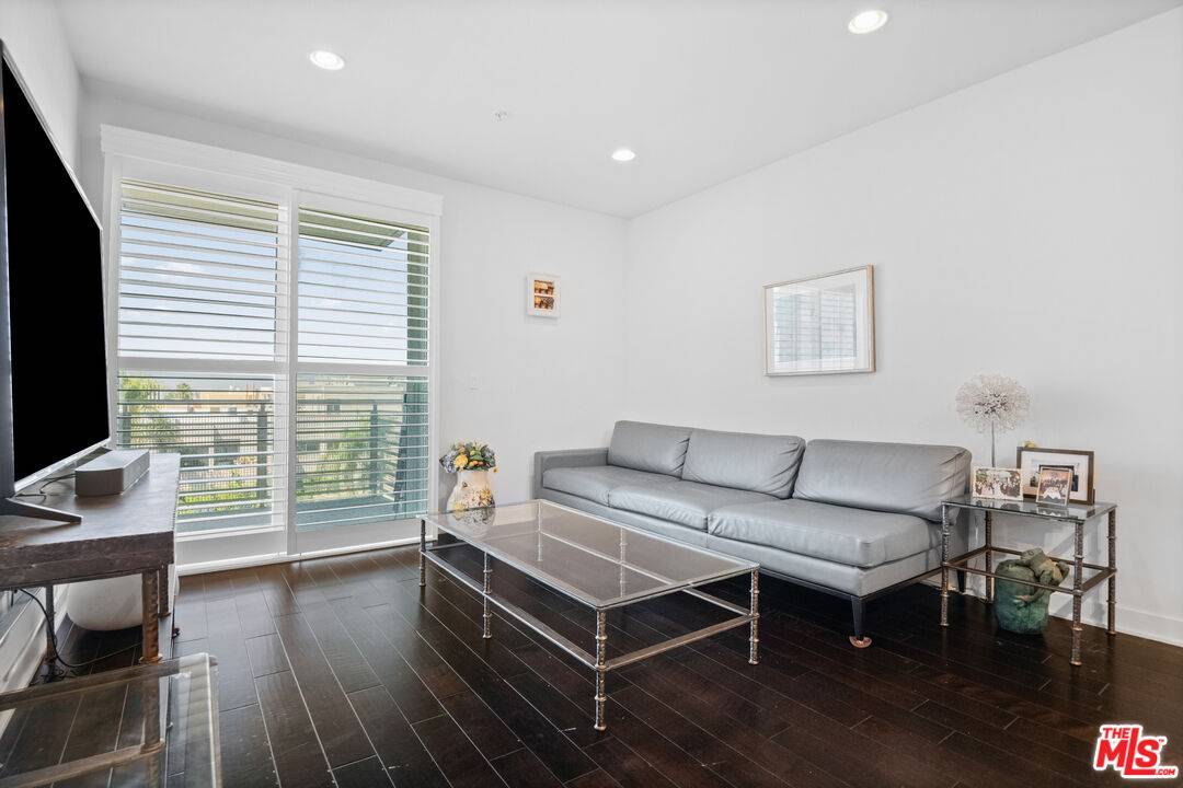 436  S Virgil Ave 2BR La