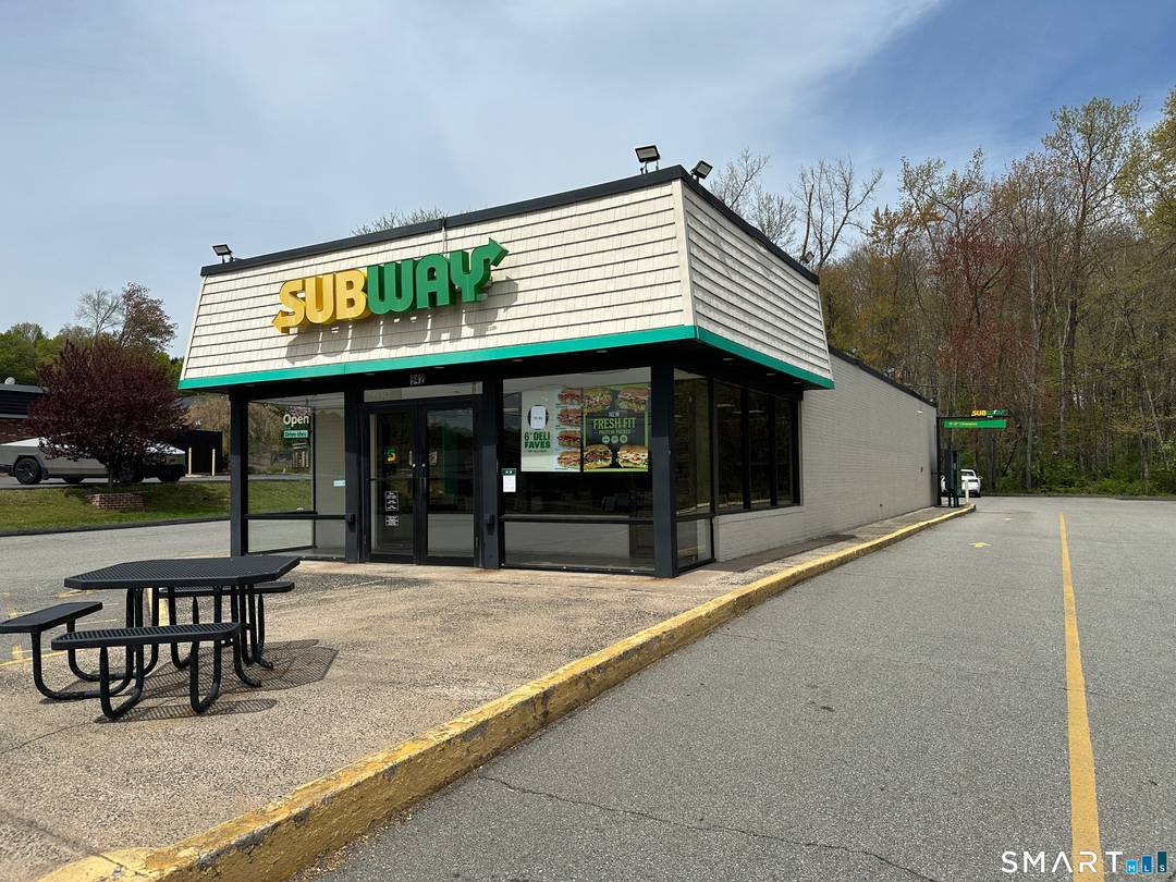 Prime opportunity in a high visibility, high traffic location, Ideal for investors and business owners looking to maximize exposure.