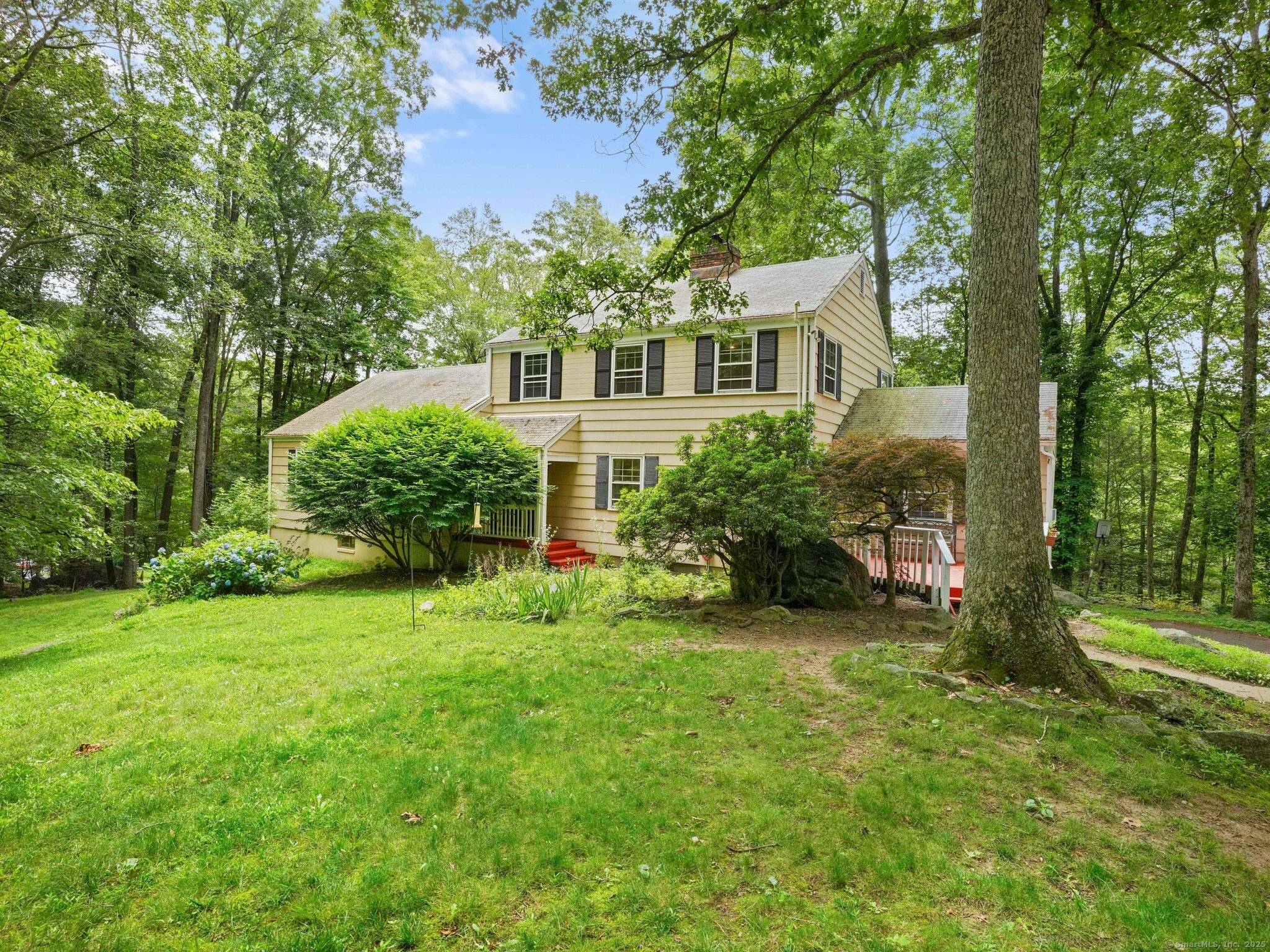 Charming Colonial Cape in the Sought After Sawmill Association North Stamford Set on a quiet cul de sac in the desirable Sawmill Association, this charming Colonial Cape offers peaceful country ...