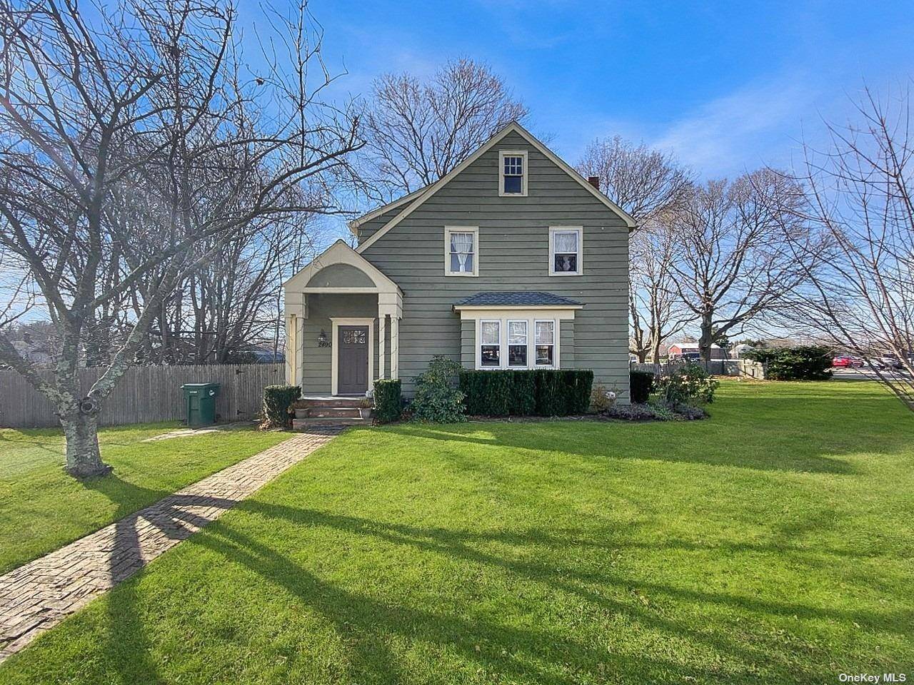 Winter 2023 amp ; Summer 2024 Rates Year Round Available Starting May 2024 For 4, 000 Month Fully Furnished, Memorial Day Labor Dayt 25K Restored Mattituck Farmhouse which offers a ...