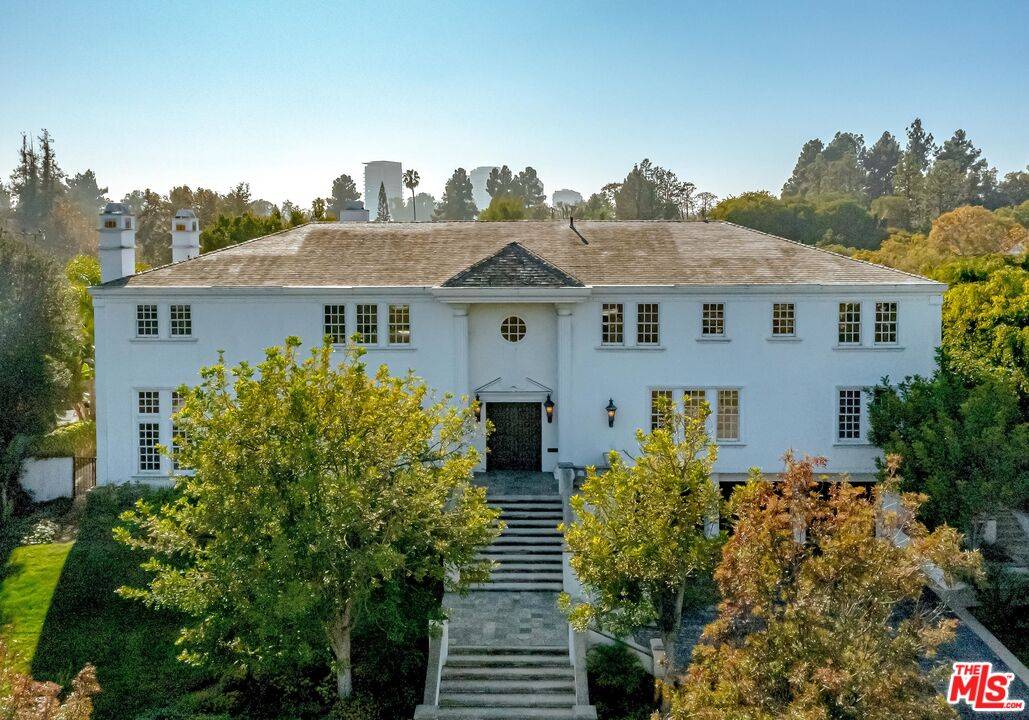 809  N Linden Dr Beverly Hills Post Office | B.H.P.O. LA