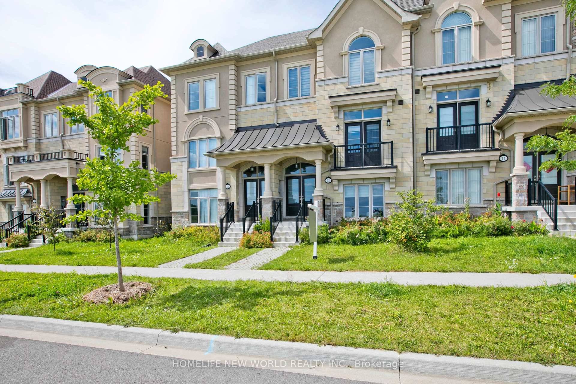 This immaculate freehold townhouse NO parcel of tied land POTL fees, set on a 20' by 97' lot with over 2, 000 2, 500 sq ft of luxury living space, ...