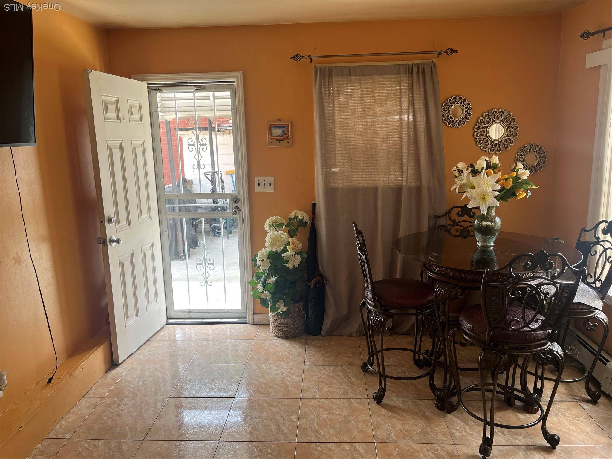 Excellent Investment Opportunity Multi Family Income Generator !