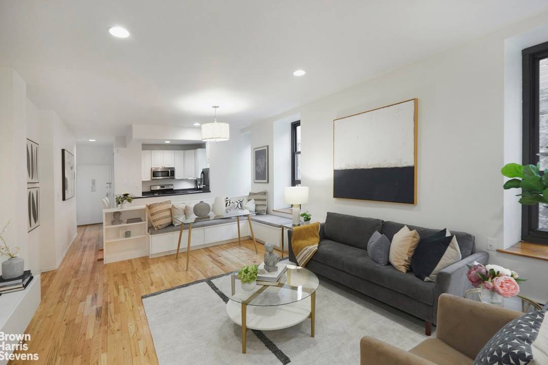 This one has it all ! 2 level patio garden !