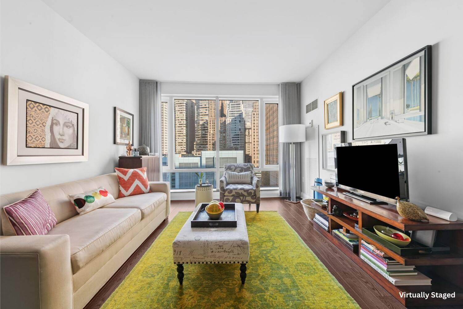 1 Bedroom 1 Bathroom Mint Condition LEED Platinum Full Service Building Welcome to Residence 9A a sun filled, elegantly designed one bedroom home in The Visionaire, Manhattan's first LEED Platinum ...