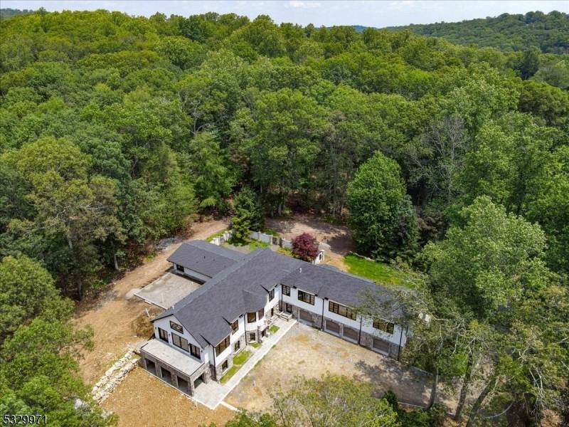 Discover this exquisite custom built residence, ideally positioned on 8.