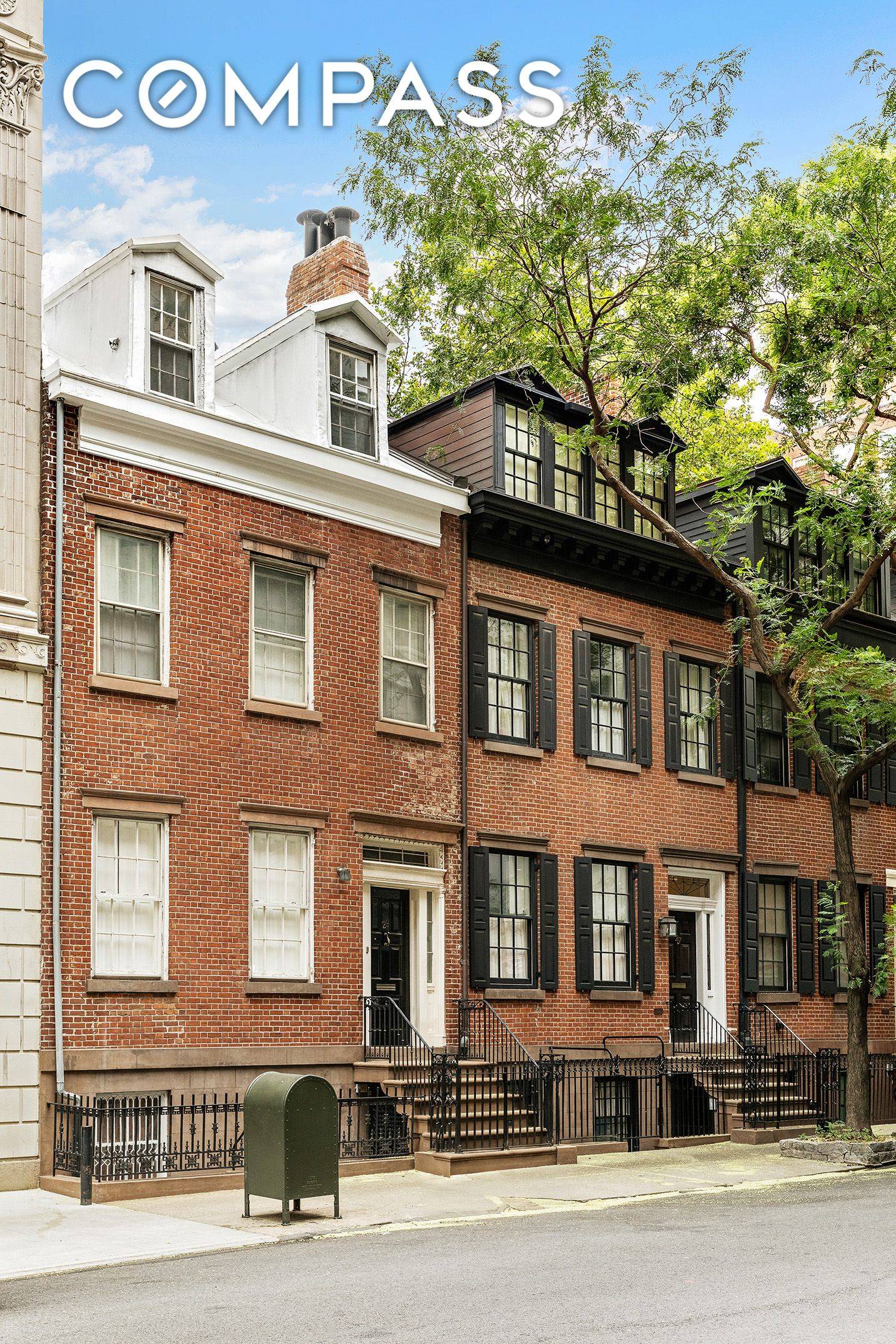 A distinguished member of the original set of Federal style houses making up the Charlton King Vandam Historic District, 29 Vandam Street dates back to the neighborhood's original residential development ...