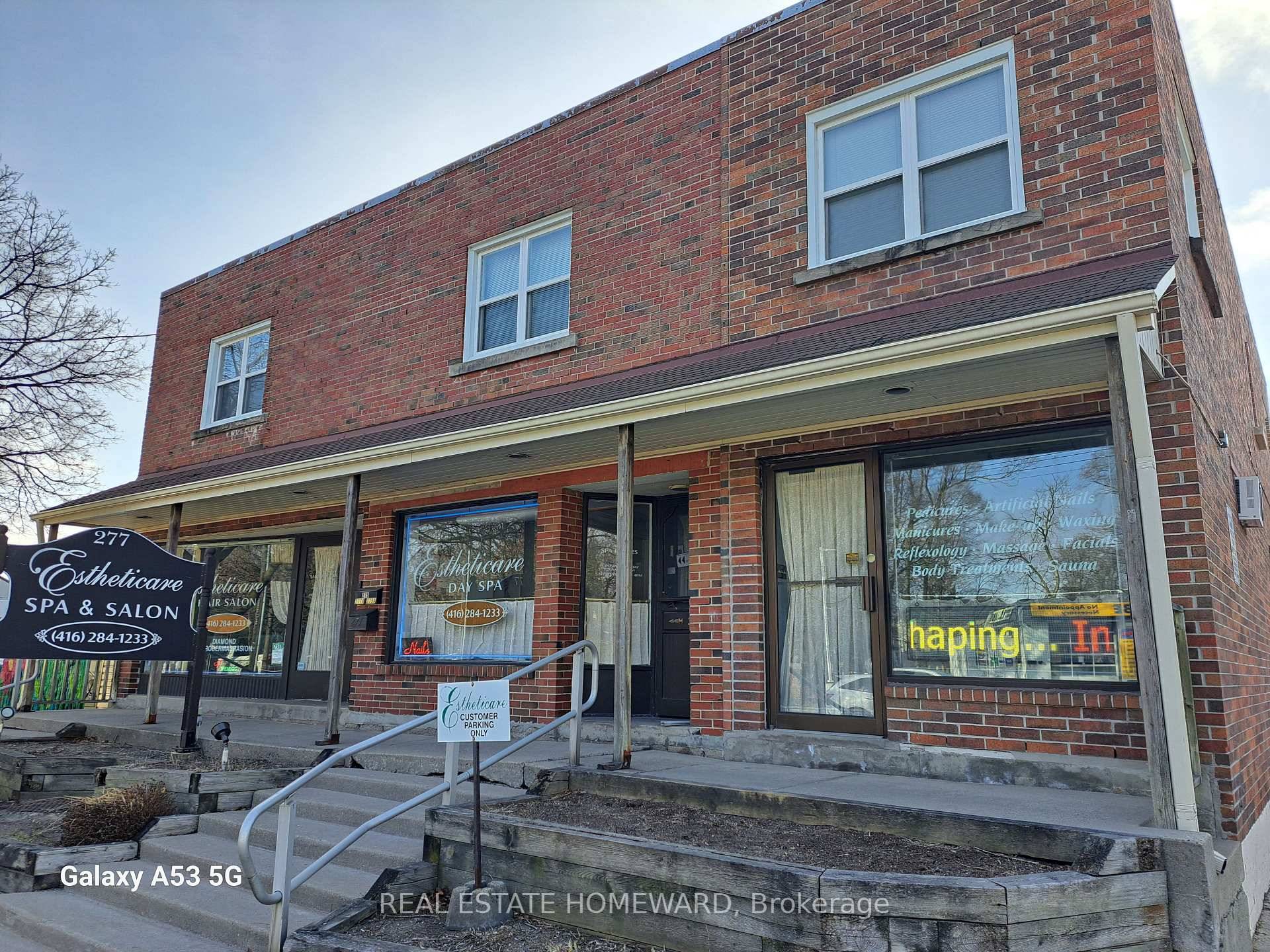 Immaculate Freestanding Multiplex Building In Village Of Highland Creek !