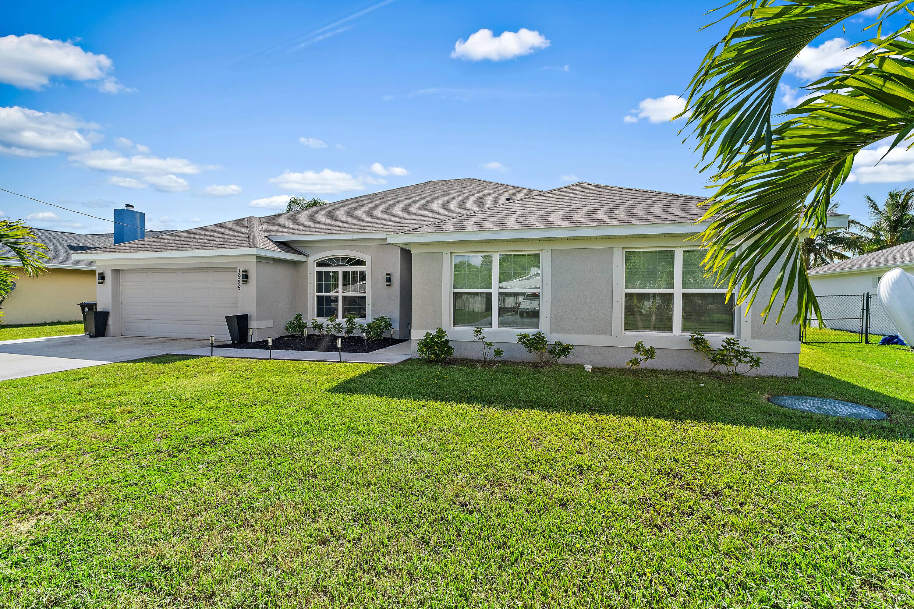 Discover 1925 SE Mantua Street, a beautifully maintained home built in 2020 and now available in a desirable Port Saint Lucie neighborhood.