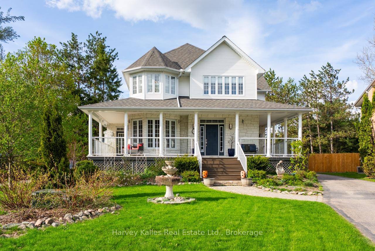 Extraordinary, postcard perfect curb appeal at this sophisticated and stunning 4 6 bedroom, 5 bathroom, 2 storey home, serving up exciting and sleek architectural details, with an invigorating layout, comfortable ...