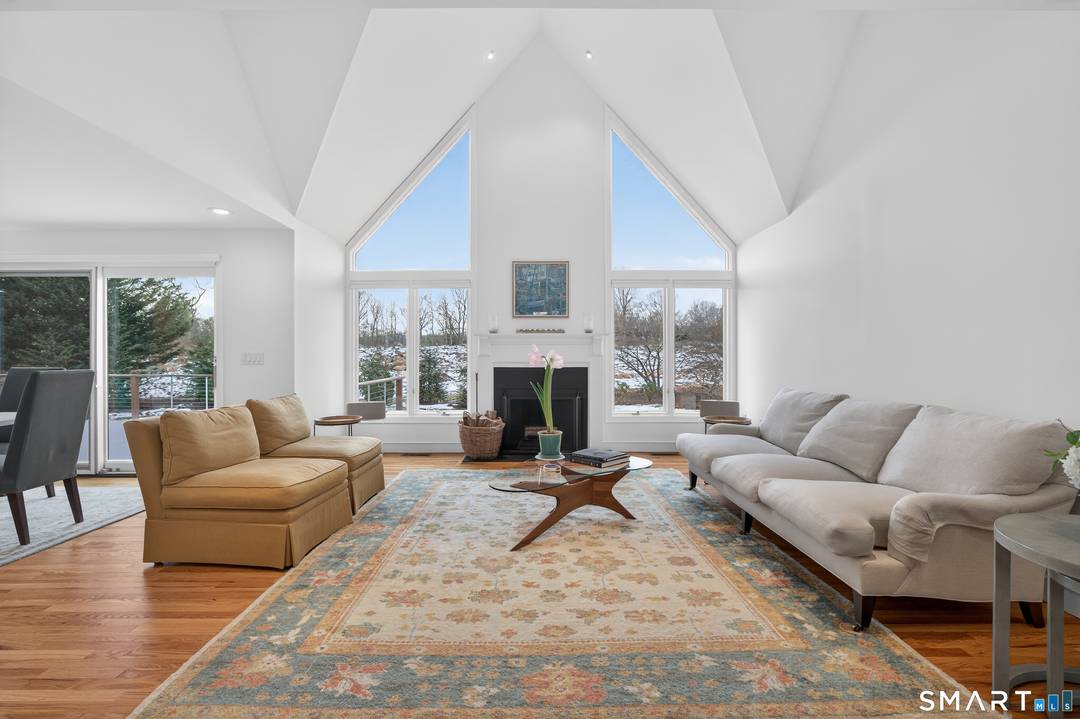 Meticulous move in condition !