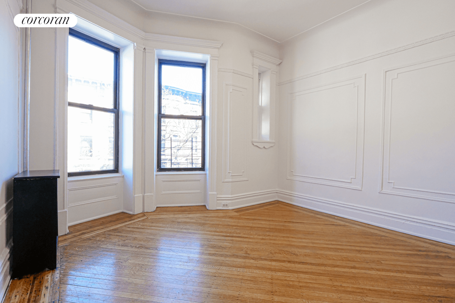 Prime Park Slope Investment Opportunity Fully Leased 8 Unit Pre War Multifamily Located on a picturesque, tree lined block in the heart of Park Slope, 524 5th Street presents a ...