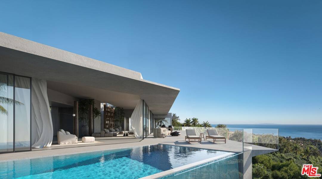 6075   Murphy Way Malibu La