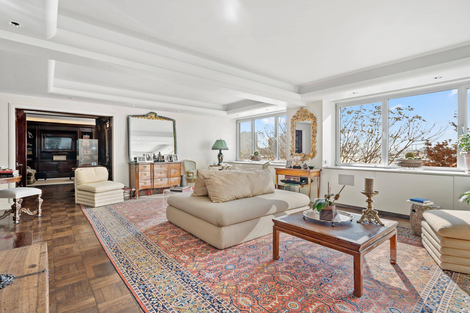 THIS IS A DOUGLAS ELLIMAN EXCLUSIVE LISTINGExpansive RIVER VIEW corner 3 to 4 bedroom with 4 bathrooms.
