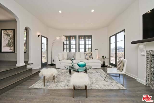 6681 Emmet Ter 4BR Hollywood Hills East La