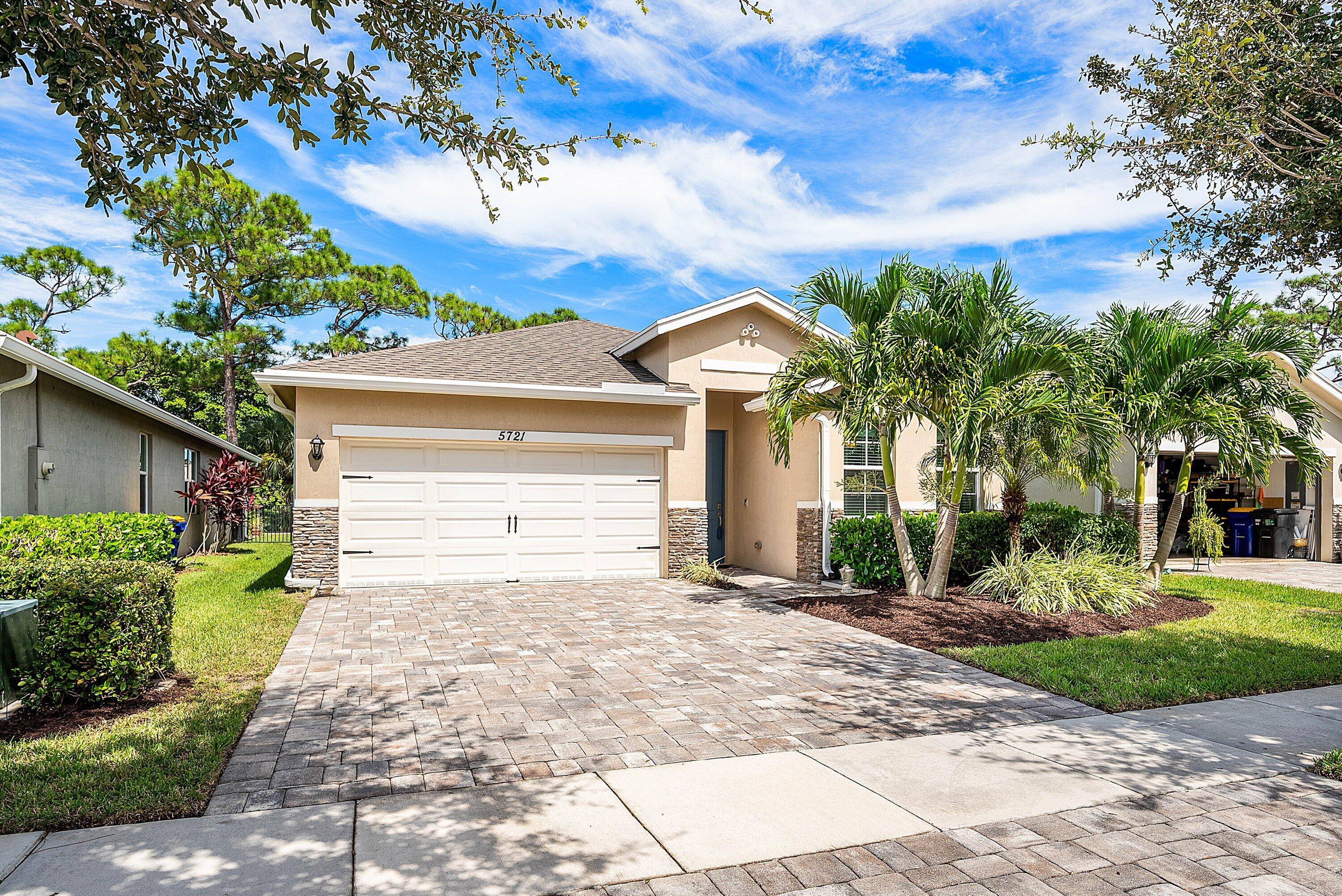 Low HOA Fees in the Quaint Gated Community of Canopy Cove This stunning 3 bedroom, 2 bath, 2 car garage home with a flex room is located in the highly ...