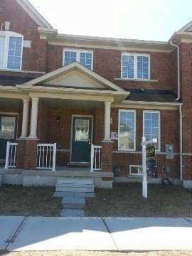 Luxurious Greenpark Townhome With Double Garage, Spacious, Bright, Steps To Bus, Mount Joy Go Train Station, Schools And Shopping