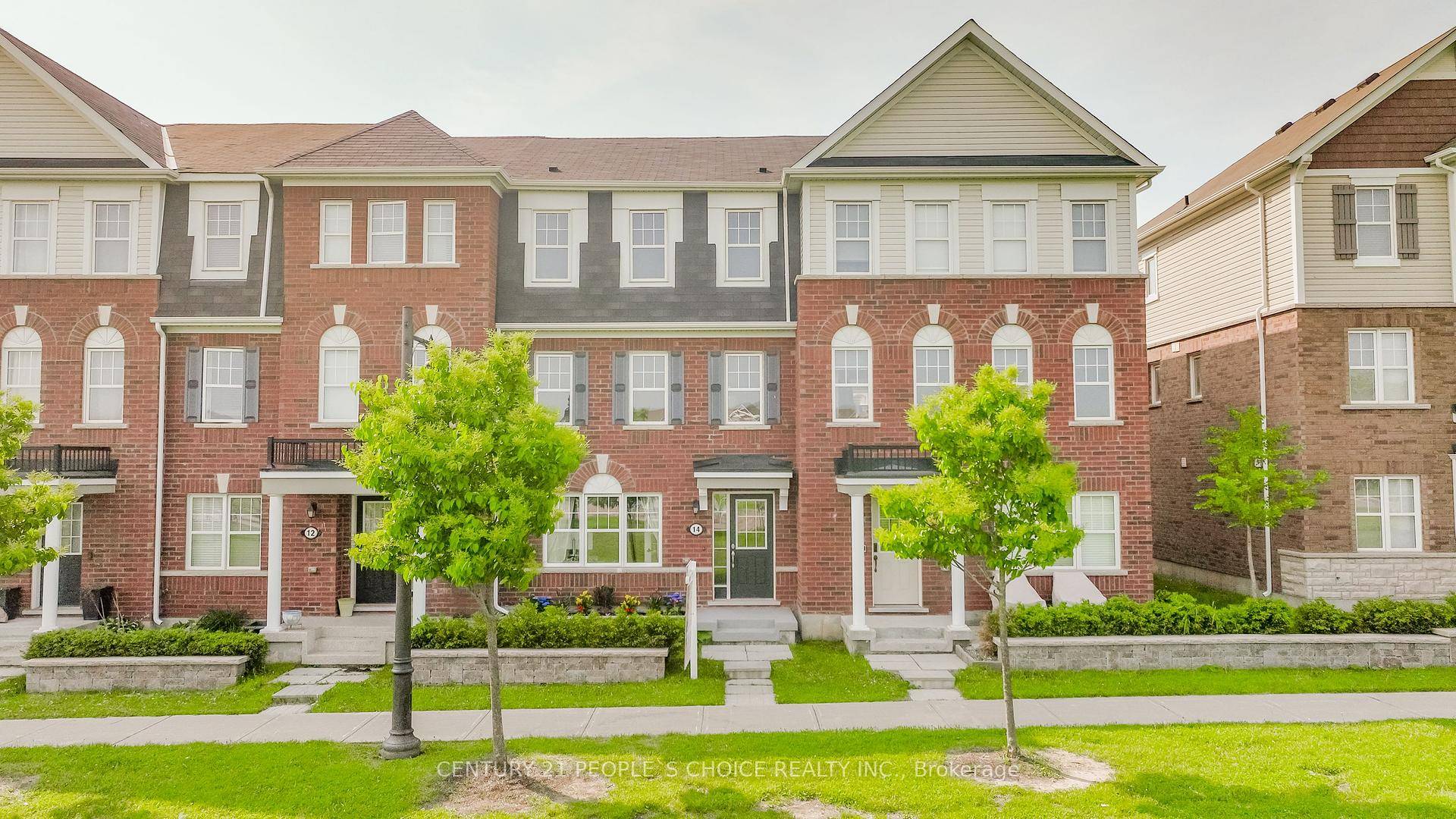 Stunning 3 Storey Freehold Townhome in Sought After Northwest Brampton !