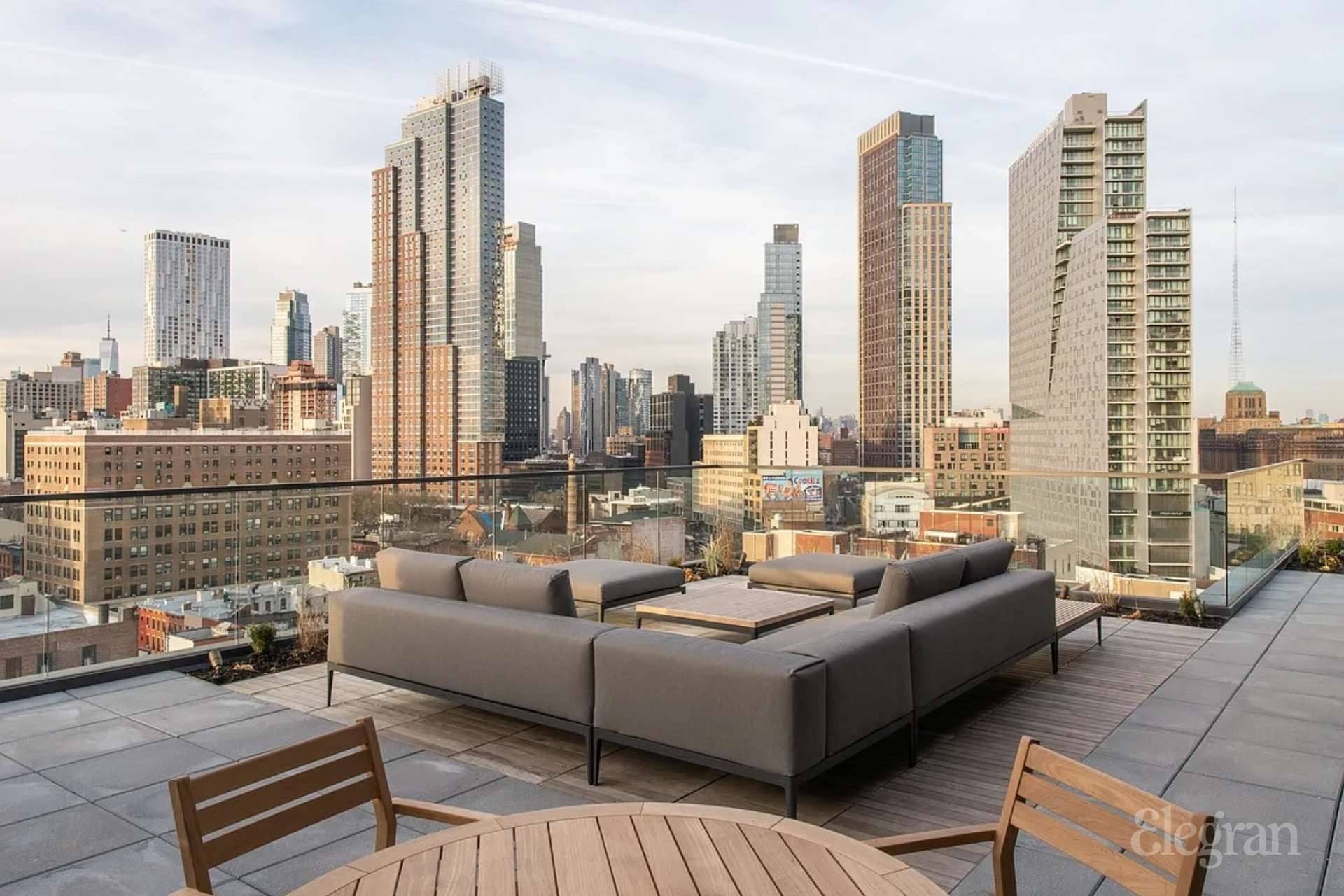 Residence 401 is a beautifully designed 512 SF studio with western exposure and serene garden views.