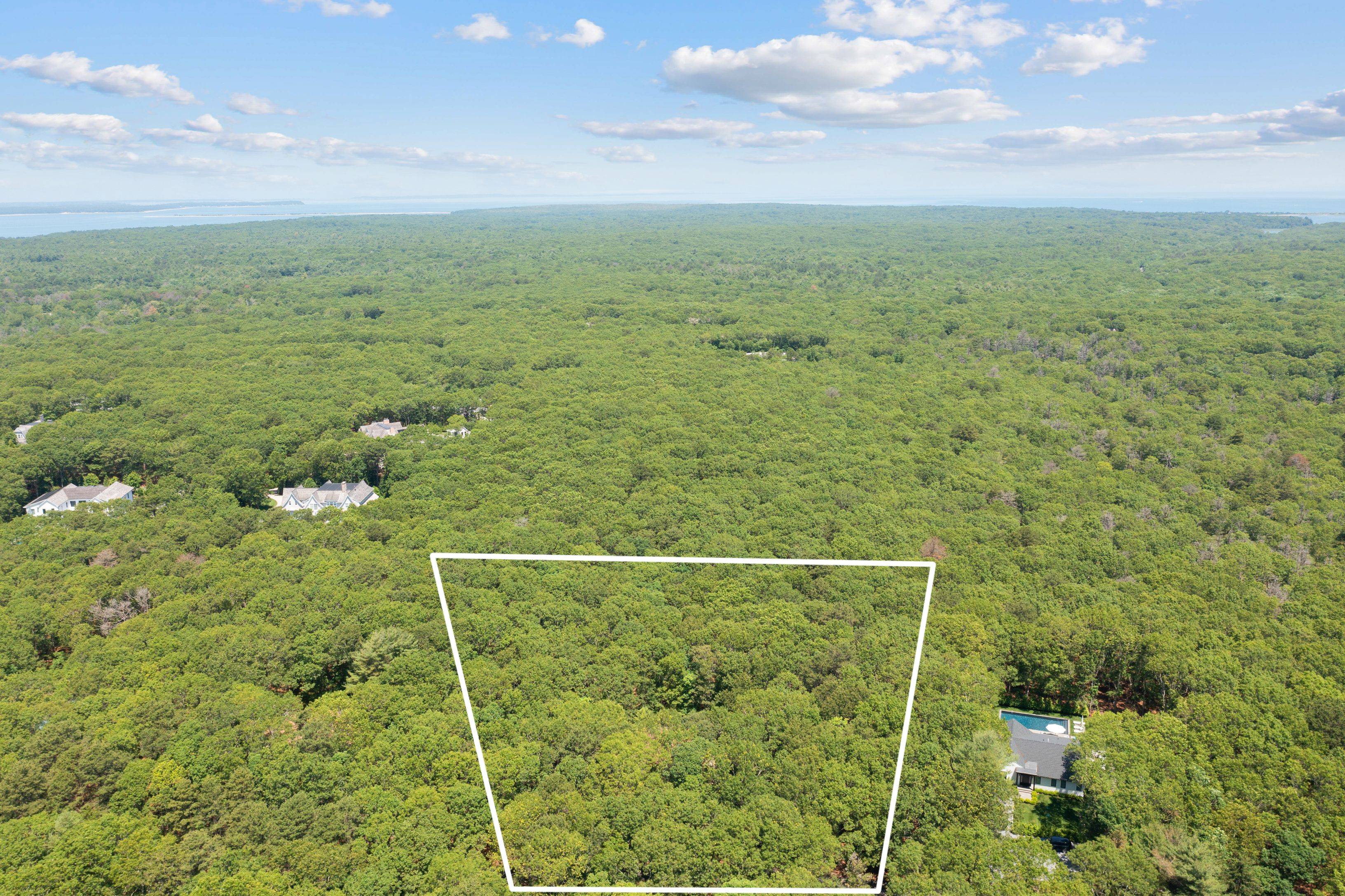 Northwest Woods Newly Renovated & Private Home on Reserve