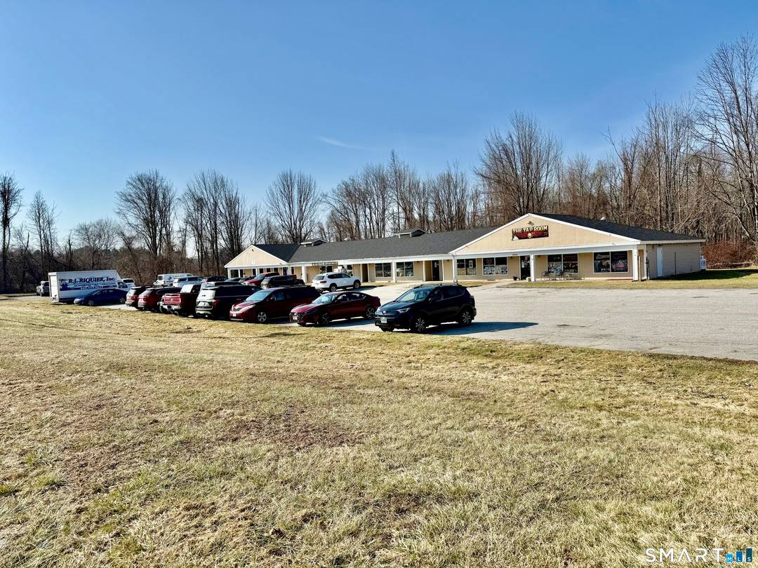 Exceptional opportunity to own the Lebanon Plaza, a well established commercial property featuring multiple businesses including The Tap Room, KC's Wine and Spirit Shoppe, and The Farmers Diner Restaurant, all ...