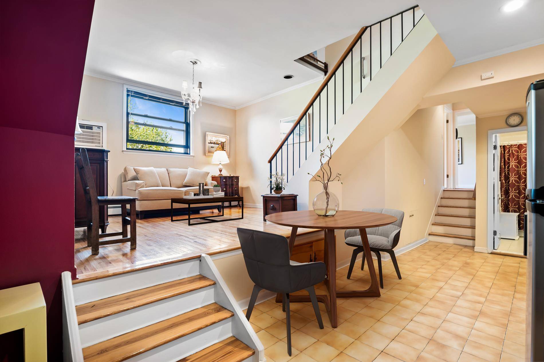 Welcome to your penthouse in the heart of loved and sought after Caroll Gardens !
