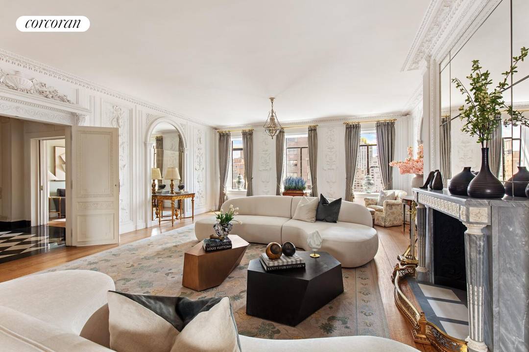 Renovated Four Bedroom Duplex High Above 71st amp ; Park.