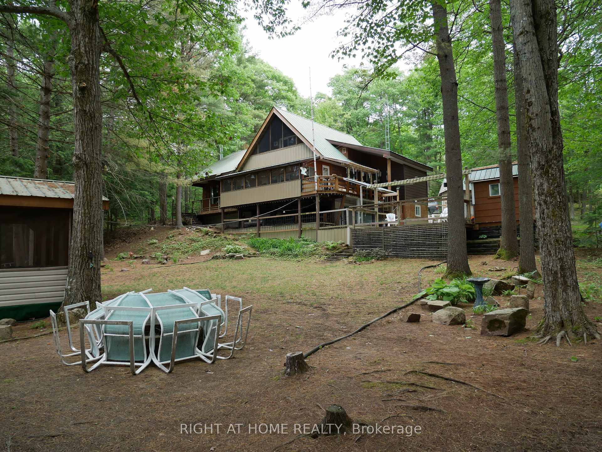 Gull River Quiet Paradise, This Five Bedroom, 4 Washroom Year Round Home Offers It All, From Jacuzzi Tub In Ensuite To Cozy Beamed Ceiling With Gas Fireplace In Livingroom.