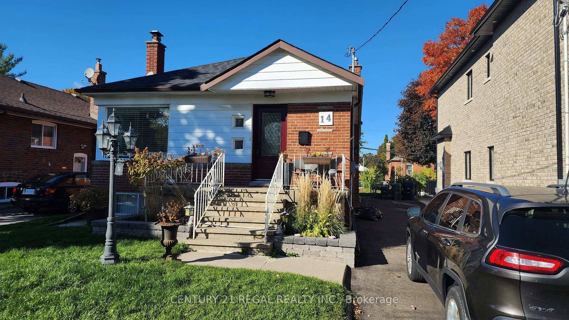 Available Immediately ! Desirable Wexford Detached Bungalow.