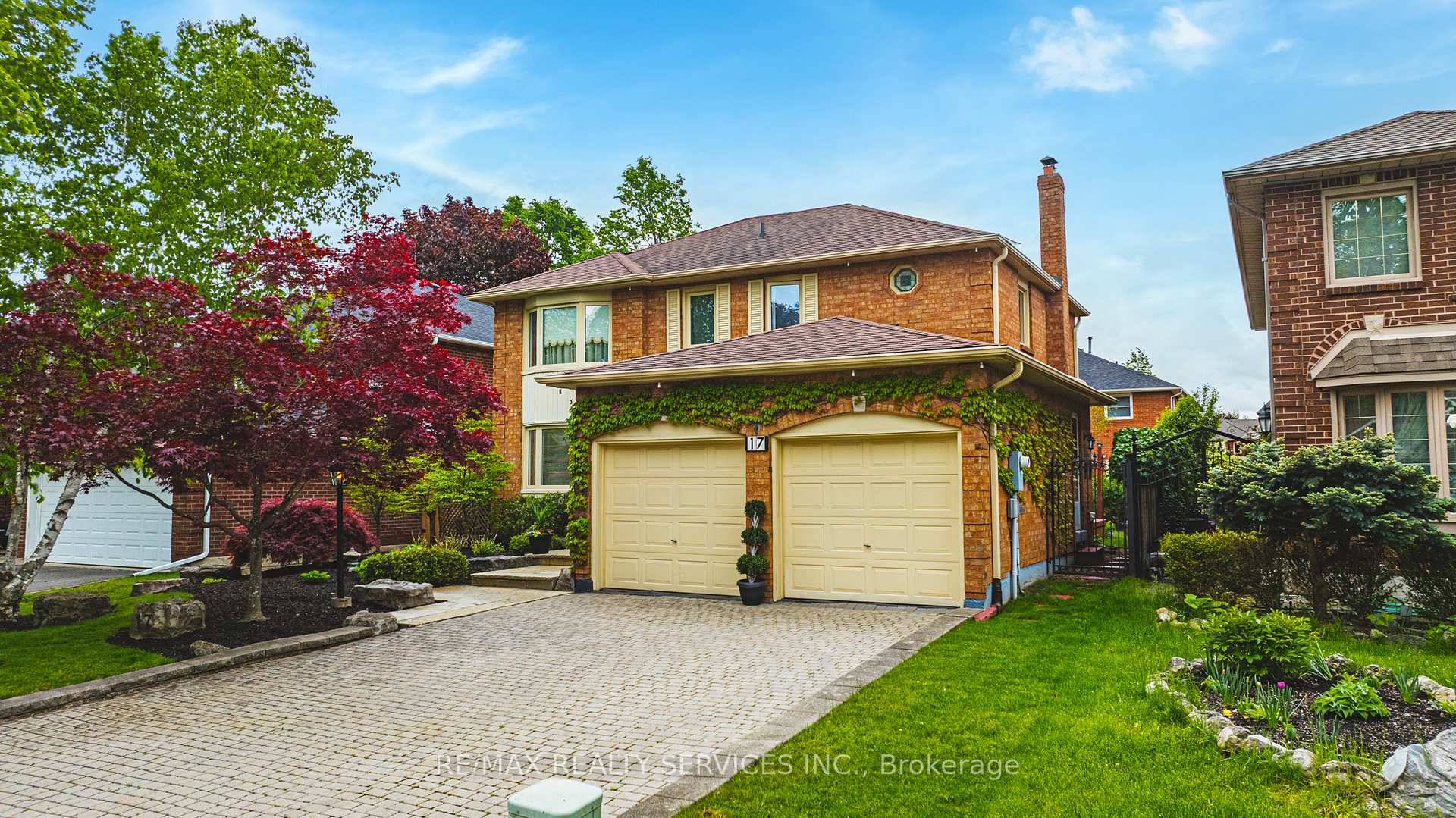 Northwood Park, All Brick, Detached on Huge Lot, Professionally Landscaped Front and Back, 2 Car Garage, Huge Primary Room originally was a 4 bedroom converted to a 3 bedroom, Functional ...