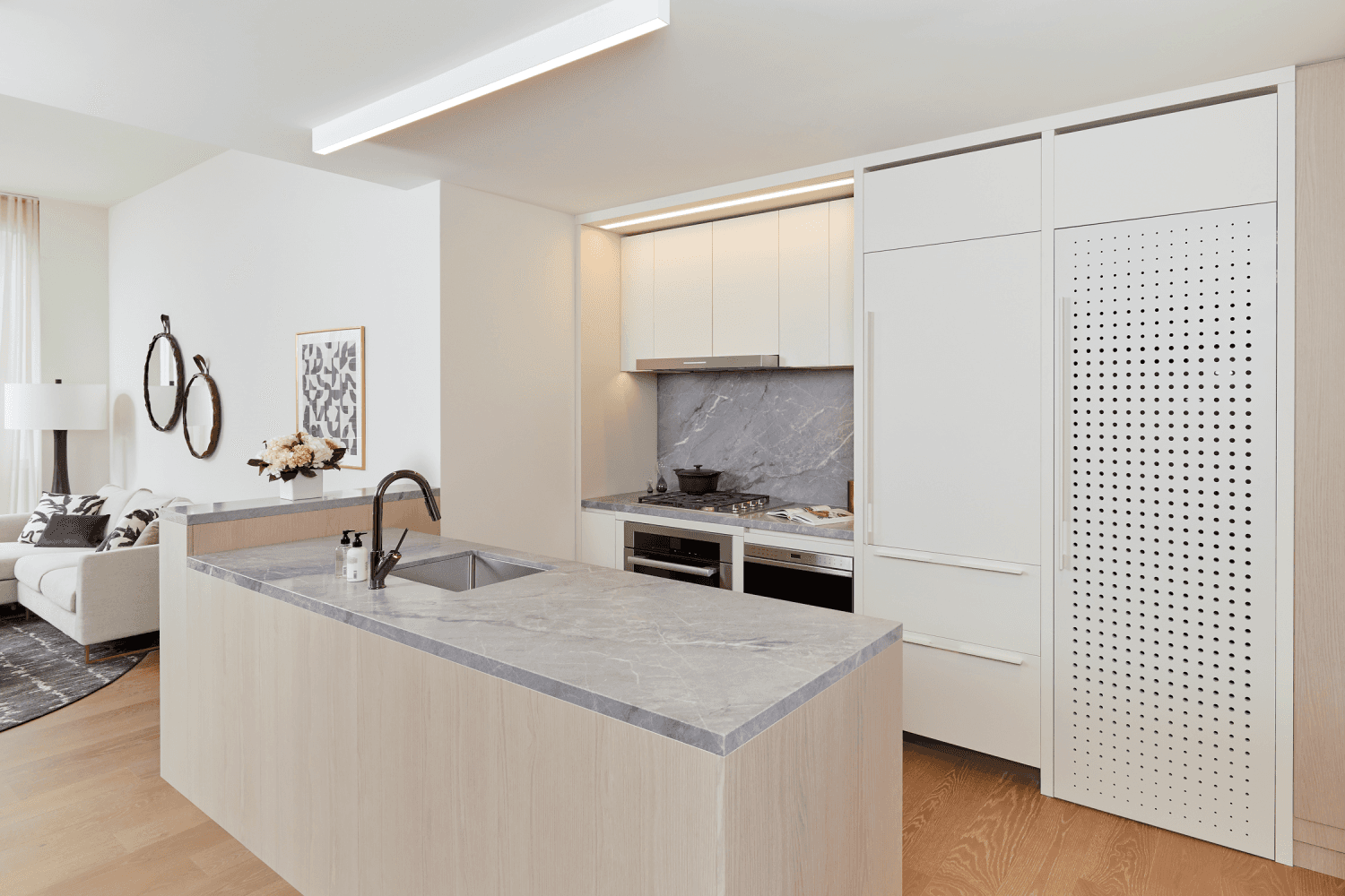 Immediate Occupancy Model Residences Open by AppointmentIntroducing 77 Greenwich Street.