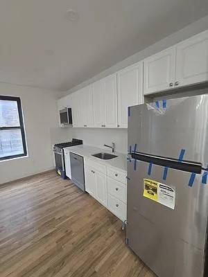 Prime upper west side next to riverside parkMassive gut renovated 2Br with 2.