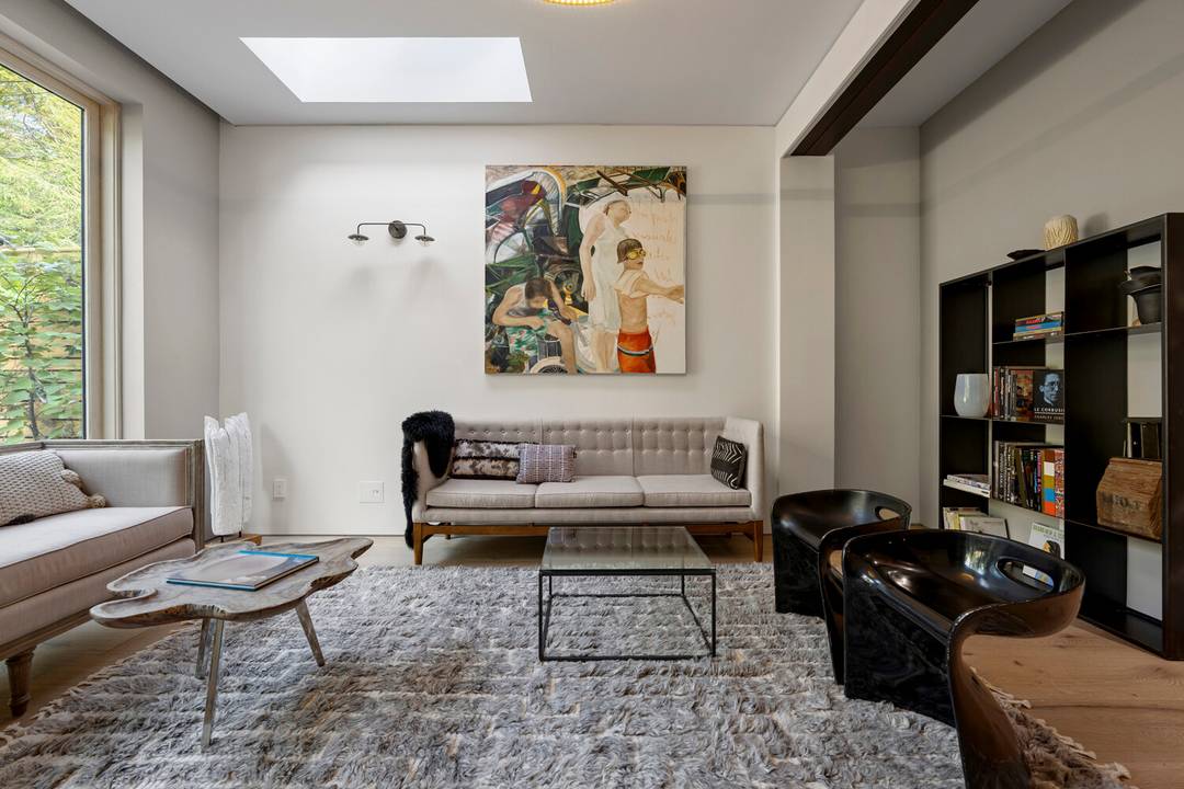 Boerum Hill Mint Designer Two Family Townhouse Historic elegance meets modern design in this fully re imagined, 1899 brick townhouse in the heart of Boerum Hill.