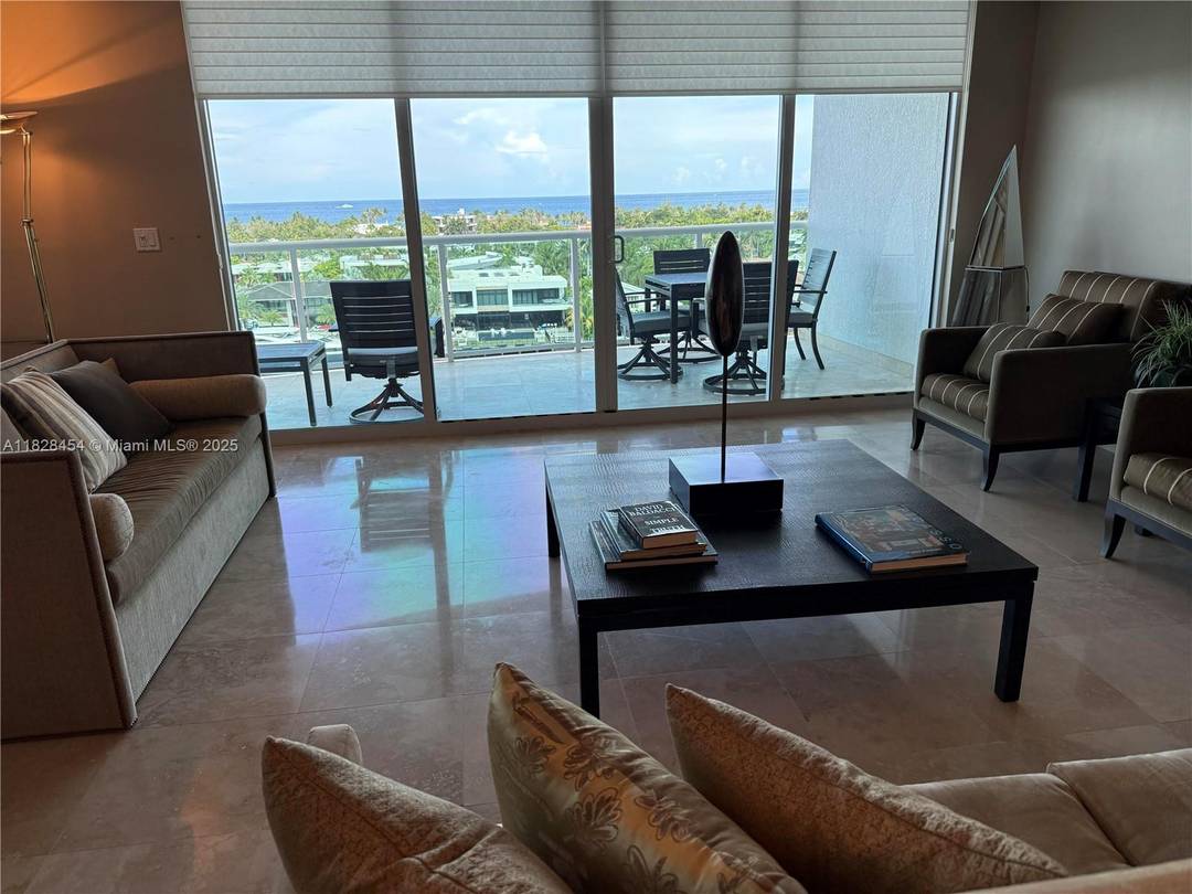 Unobstructed ocean views define this stunning Aventura masterpiece.