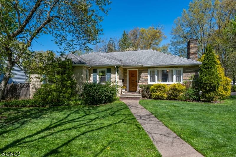 Experience the perfect blend of modern luxury and effortless living in this stunning 3 bedroom, 3 bath ranch.