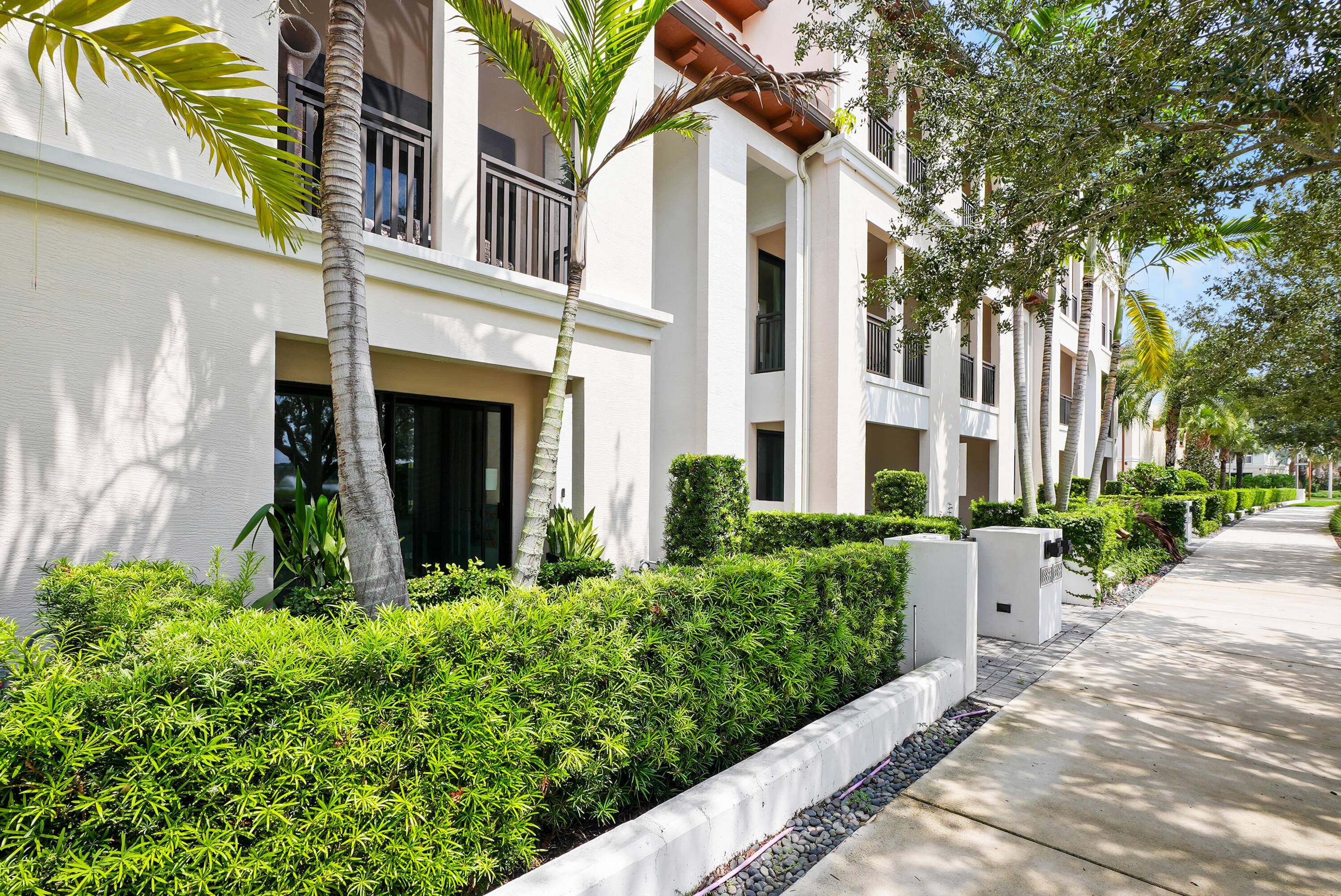Stunning 4 Bedroom, 3. 1 Bath Townhome in the Heart of Alton 2, 750 Sq Ft of Luxury Living.
