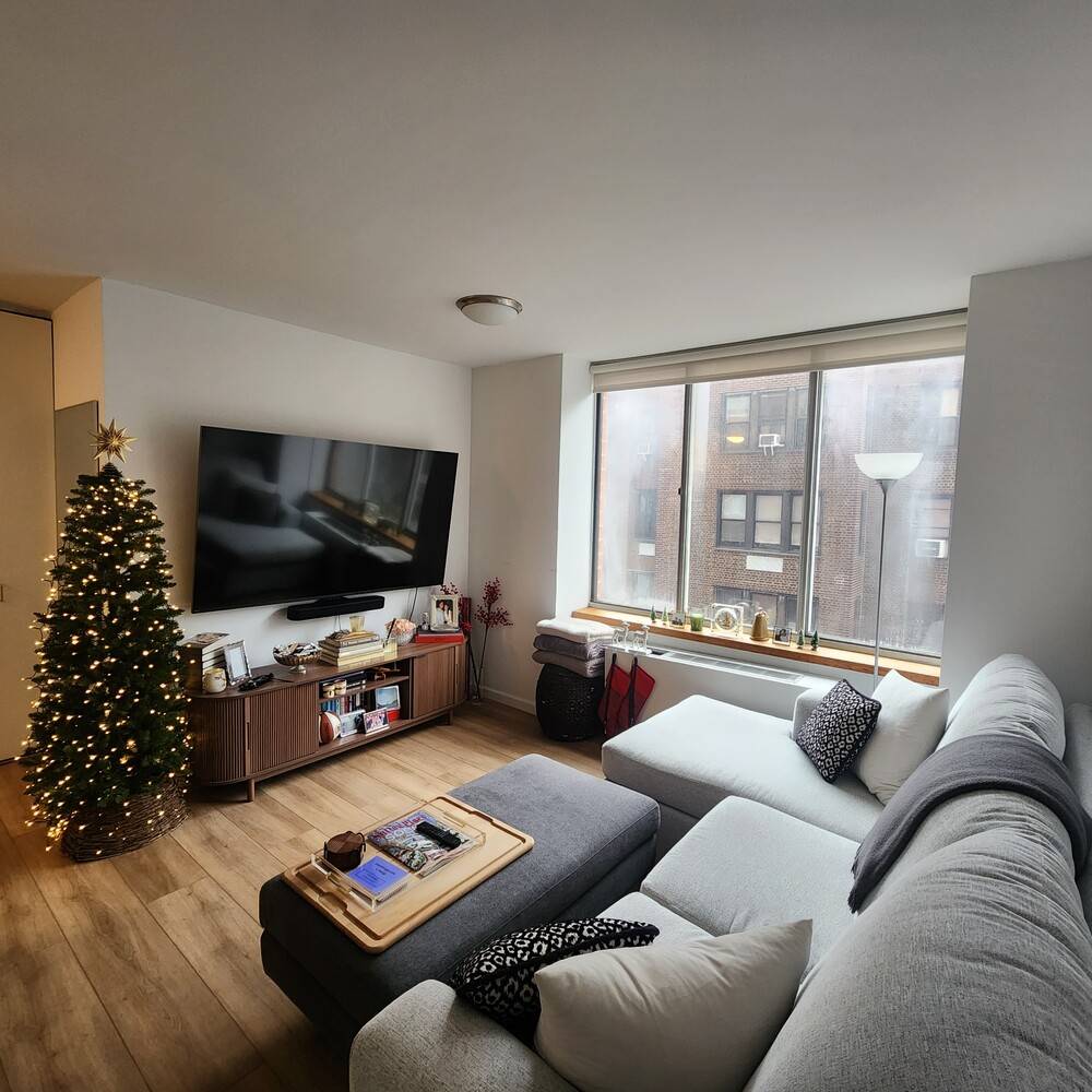 For January 1st or so move in !