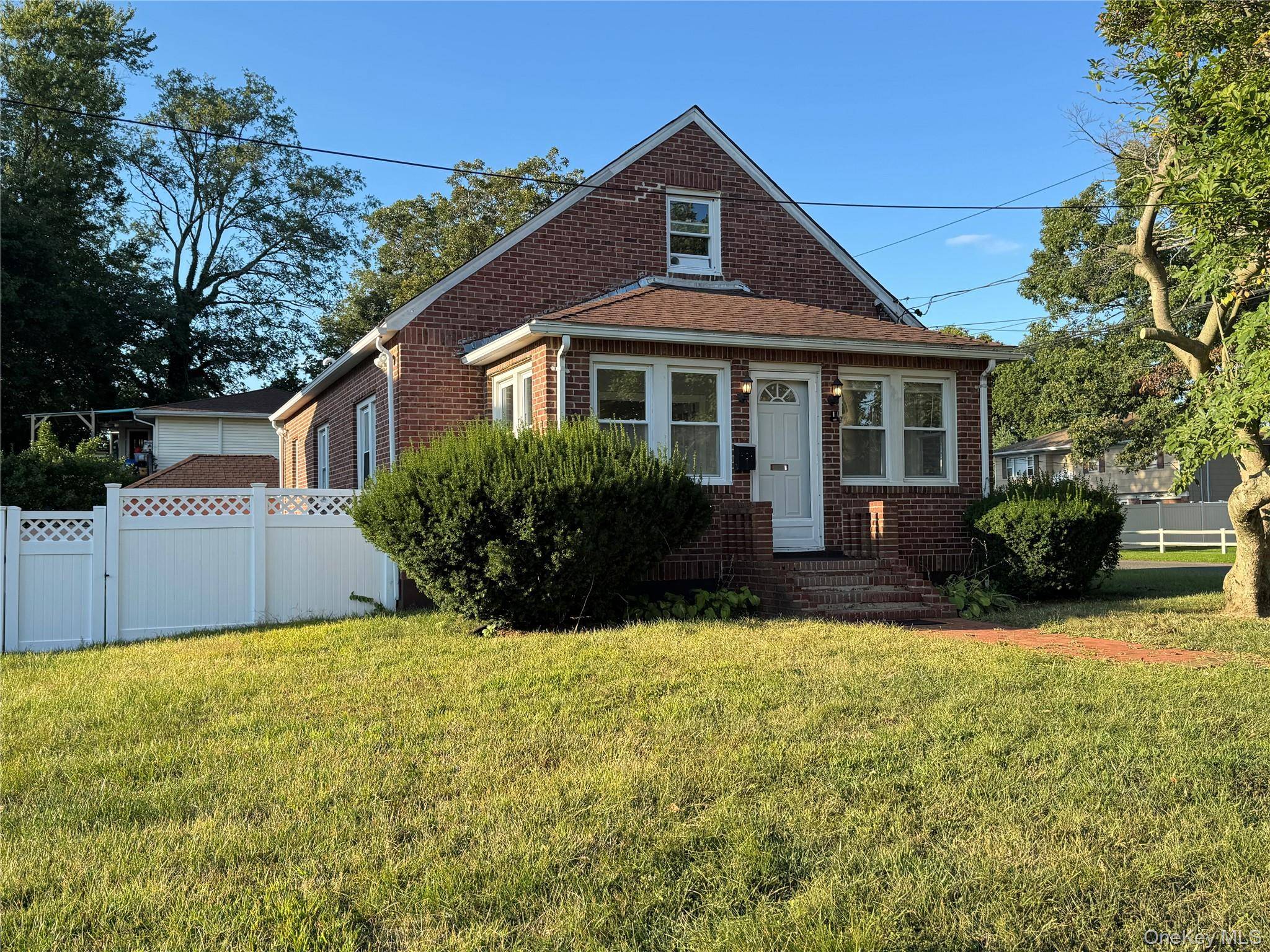 LOCATION, LOCATION, NEWLY RENOVATED, EXPANDED CAPE 4 BEDROOMS 3 FULL, BATHS SITS ON 111 CENTRAL AVE, DEER PARK, NY 11729 UPDATED EVERYWHERE, THIS BEAUTIFUL REIMAGINED 4 BEDROOMS, 3 FULL MODERN ...