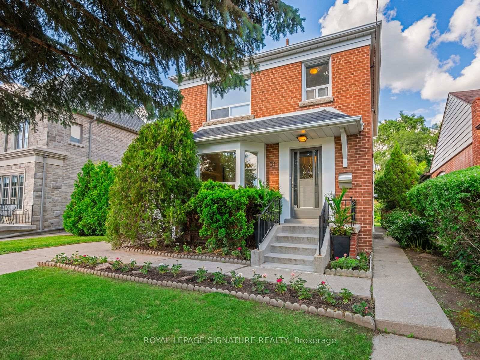 Welcome to 31 Brookview Drive !