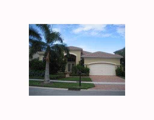 Well maintained Mirasol Country Club home.