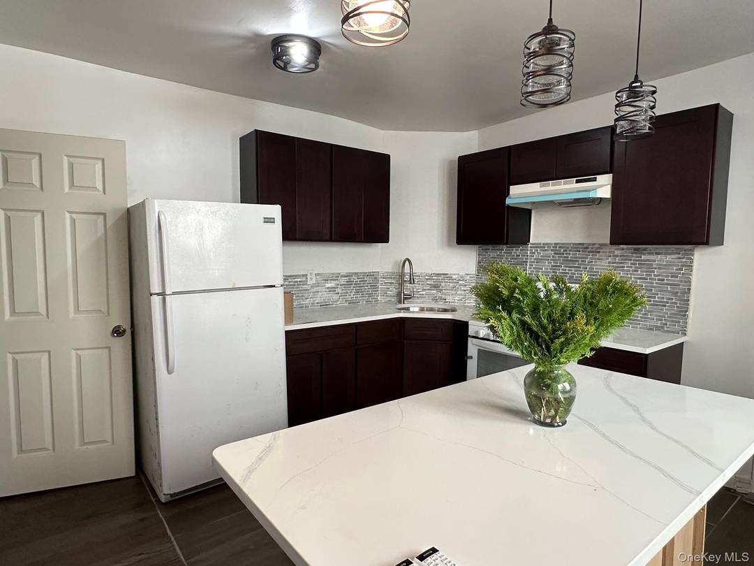 Welcome to 11650 128th st.