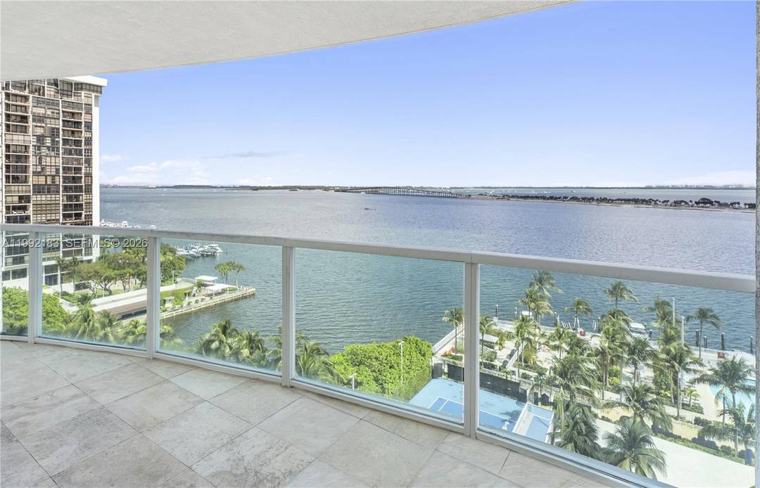 This stunning 2 bedroom, 2 bath residence features floor to ceiling windows offering spectacular waterfront views of Biscayne Bay, the Miami skyline, and Key Biscayne, complemented by your own private ...